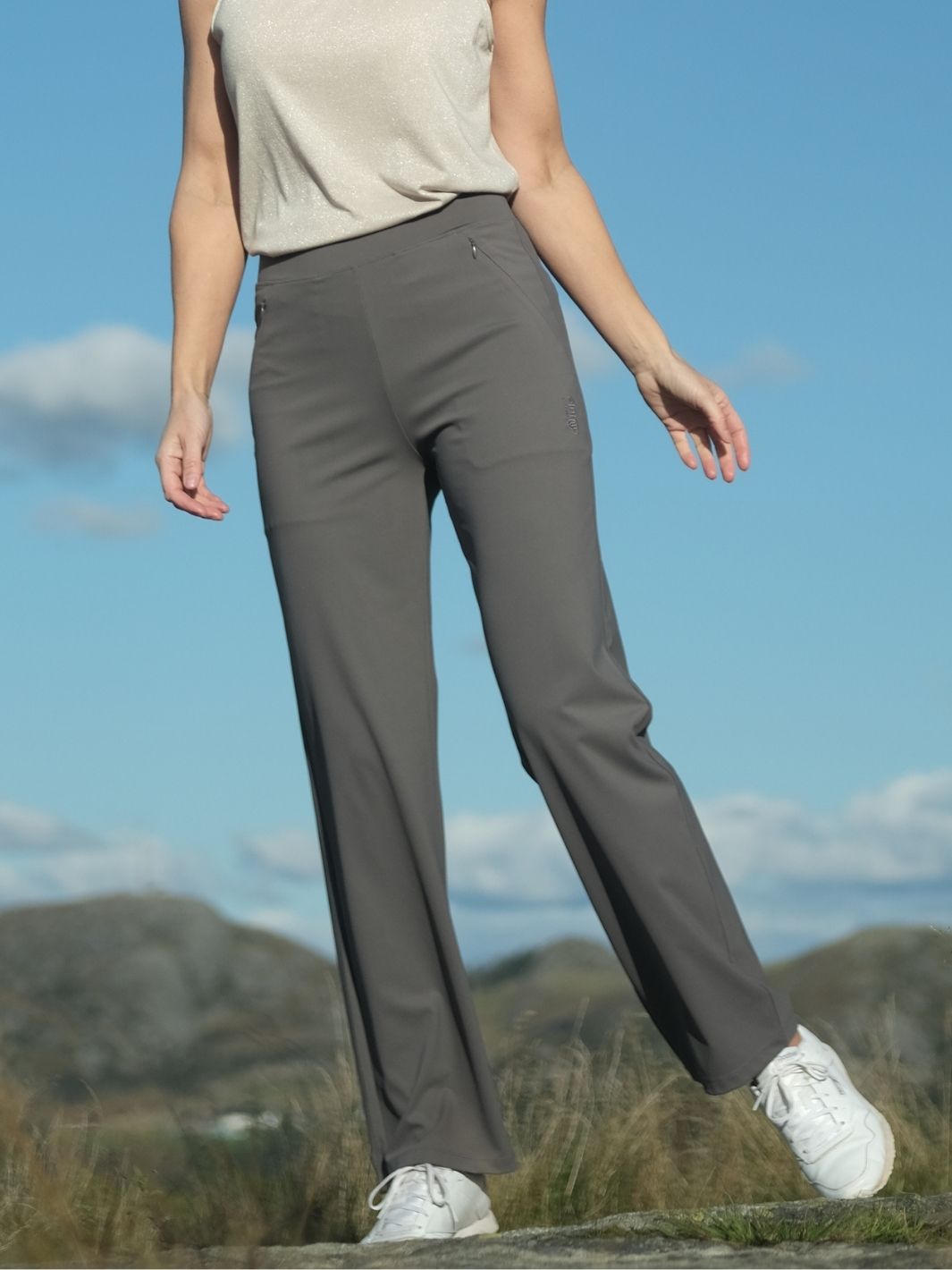 Lule Classic Pant Warm Stone