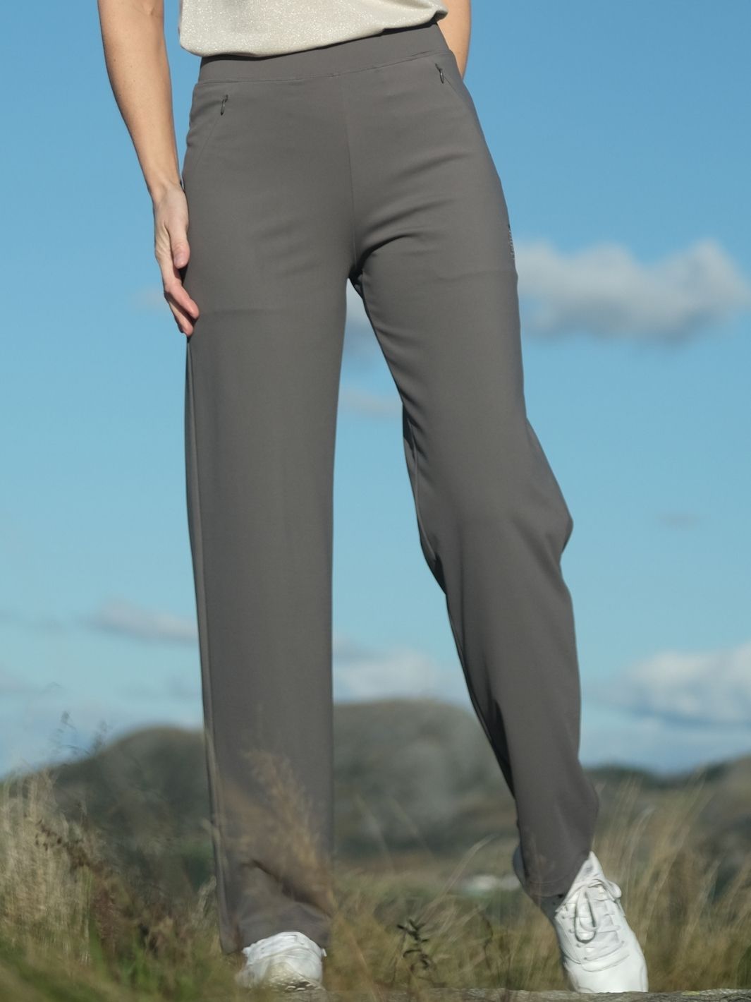 Lule Classic Pant Warm Stone