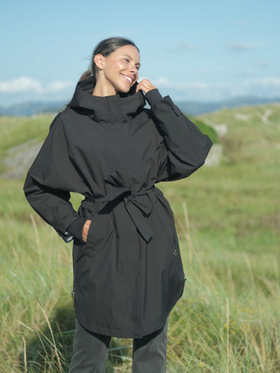 Lule The Wide Jacket Black
