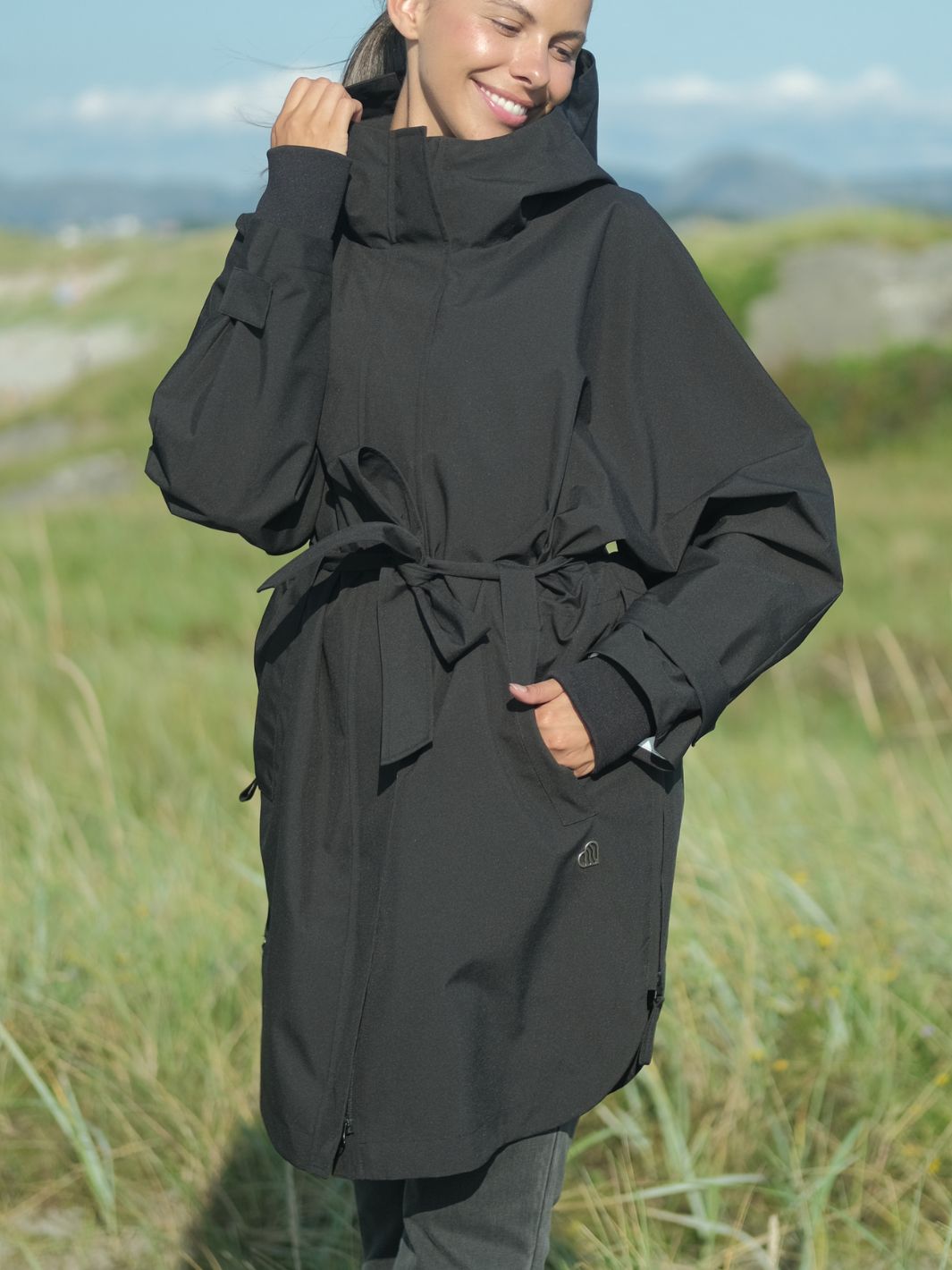 Lule The Wide Jacket Black
